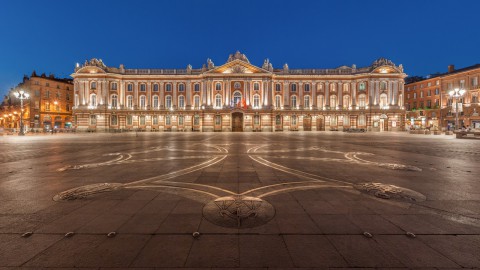 Place du Capitole (Toulouse) 圖盧茲的市政廳