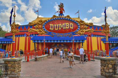 Shanghai Disneyland-Dumbo the Flying Elephant 上海迪士尼樂園 – 小飛象