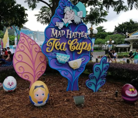 Hong Kong Disneyland – Mad Hatter Tea Cups 香港迪士尼樂園 – 瘋帽子旋轉杯