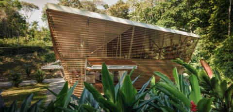 No Footprint House is a prototype prefabricated home in Costa Rica｜No Footprint House是哥斯達黎加的預製房屋原型