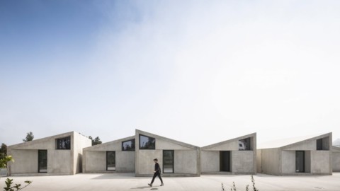 Summary builds modular housing in Portugal from precast concrete｜Summary用預製混凝土在葡萄牙建造模塊化房屋