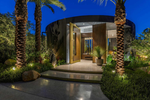 Resort-Style Contemporary Home Asks $12.95M in Los Angeles, CA｜度假風格的現代住宅在加利福尼亞州洛杉磯要價1,295萬美元
