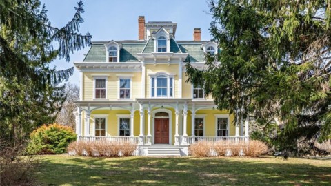 1850 William Whiteridge Estate Sells for $1.27M in Tiverton, RI｜1850年，威廉·懷特里奇莊園（William Whiteridge Estate）在羅得島州蒂弗頓的售價為127萬美元